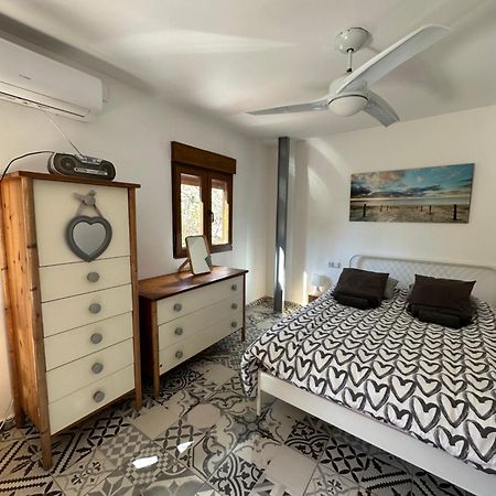 Precioso Apartamento Con A/A En Ruzafa Con Terracita Privada Y Acceso A Un Jardin, Para 2-3 Personas Валенсія Екстер'єр фото