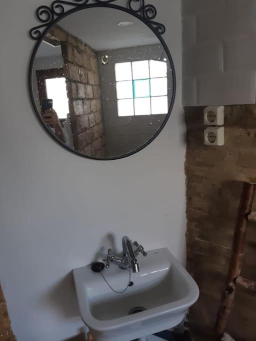 Precioso Apartamento Con A/A En Ruzafa Con Terracita Privada Y Acceso A Un Jardin, Para 2-3 Personas Валенсія Екстер'єр фото